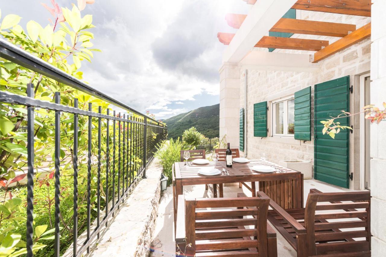 Lavender House With Shared Pool Herceg Novi Exterior foto